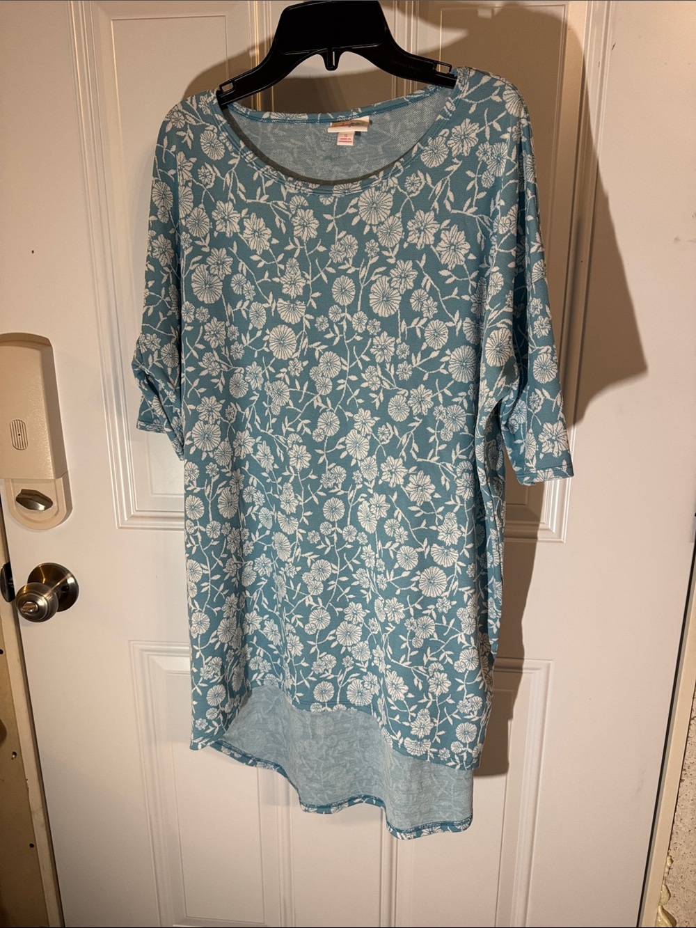 LuLaRoe Teal Blue Floral Tunic Top